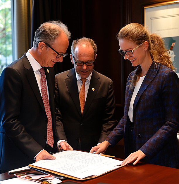 diplomats-brokering-deal-intellectual-property-rights-protecting-innovations-international