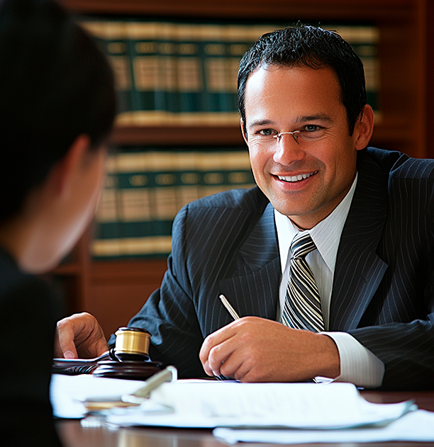 lawyer-meeting-with-client-discuss-legal-strategies-options